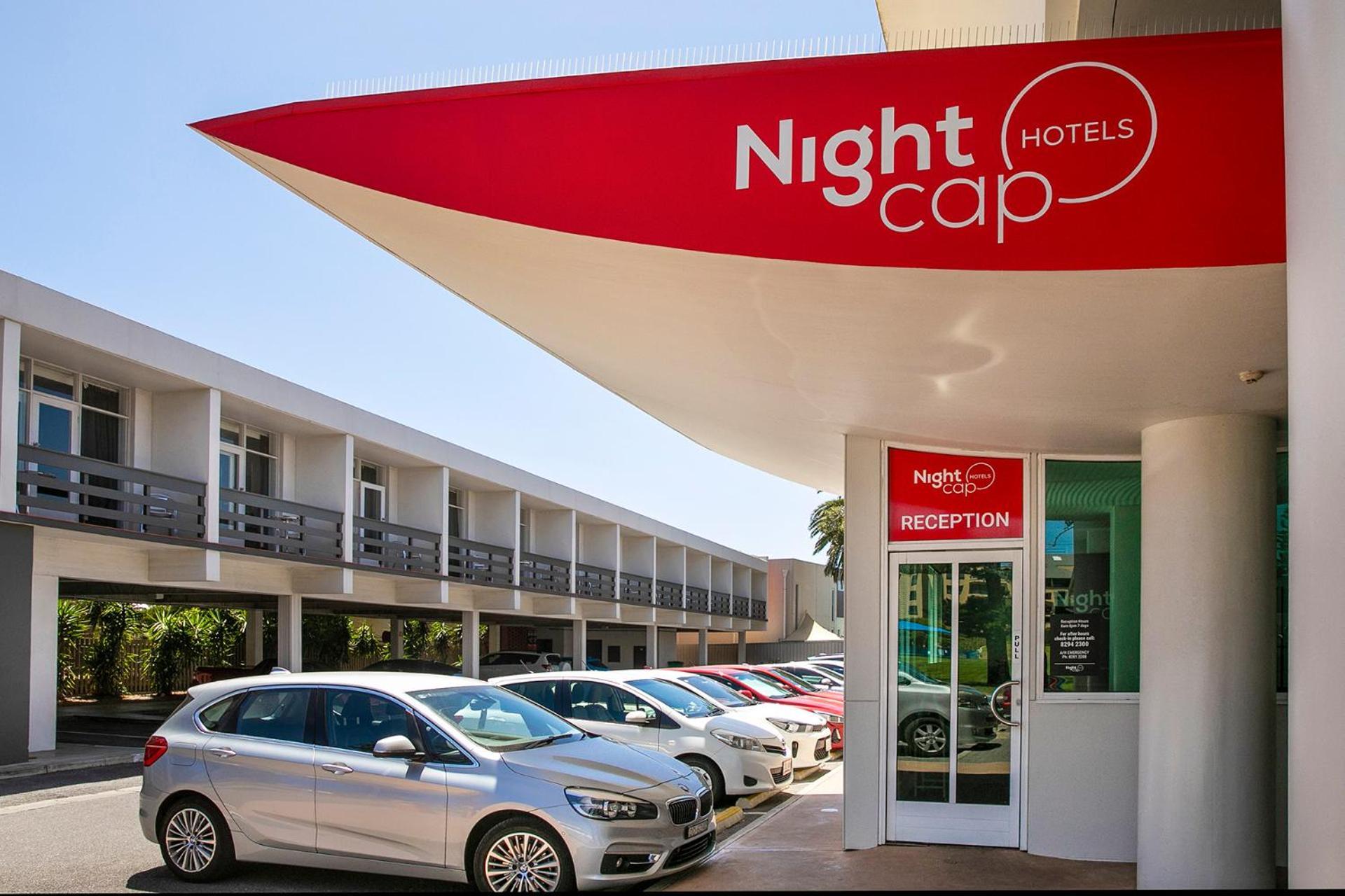 Nightcap At Watermark Glenelg Аделейд Екстериор снимка
